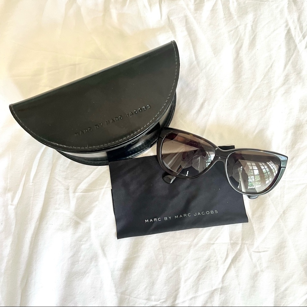 Vintage Y2K Marc by Marc Jacobs Tortoise Sunglasses